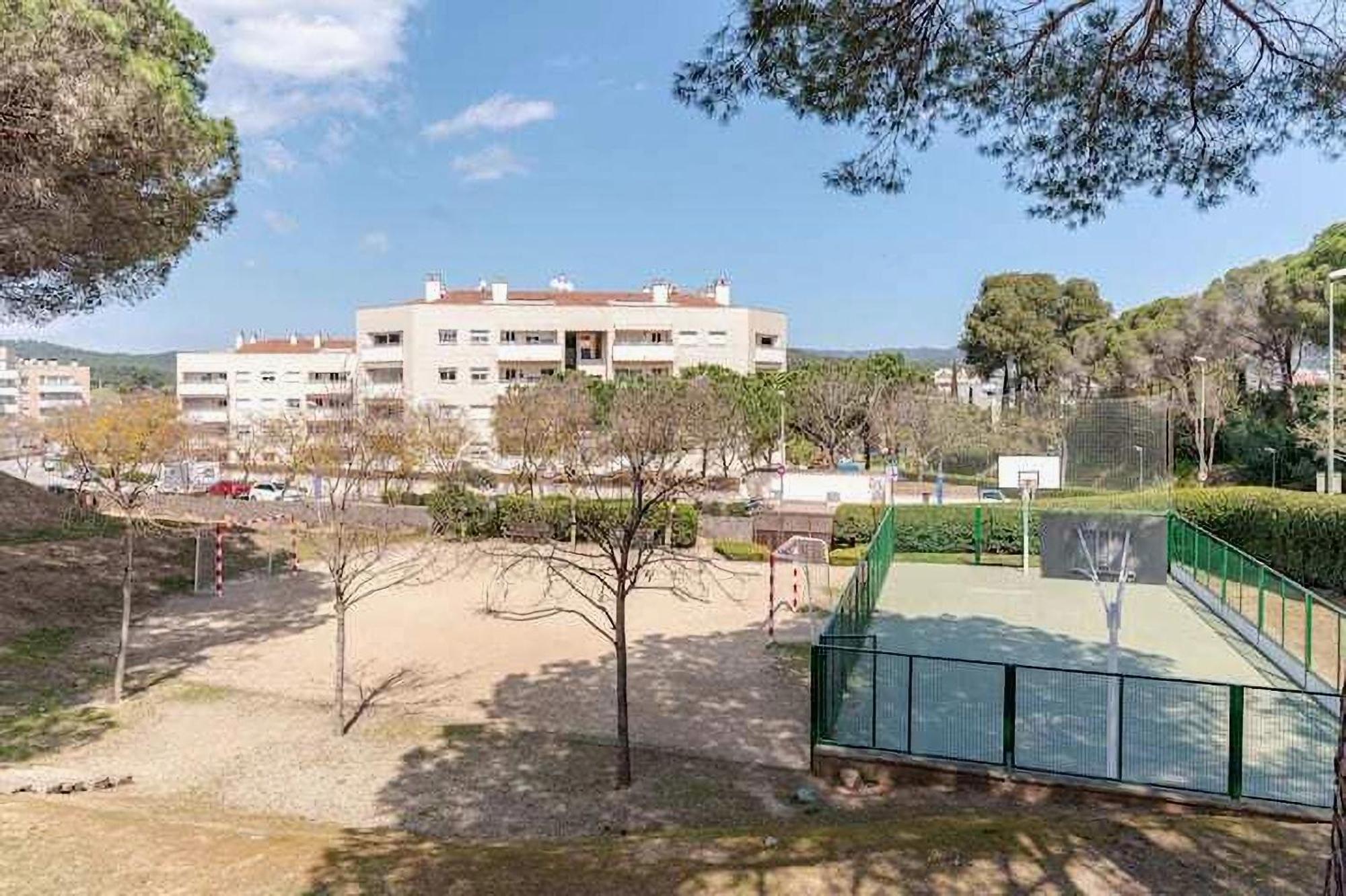 Pretty Garden Apartment Next To A Charming Beach Lloret de Mar Exterior foto