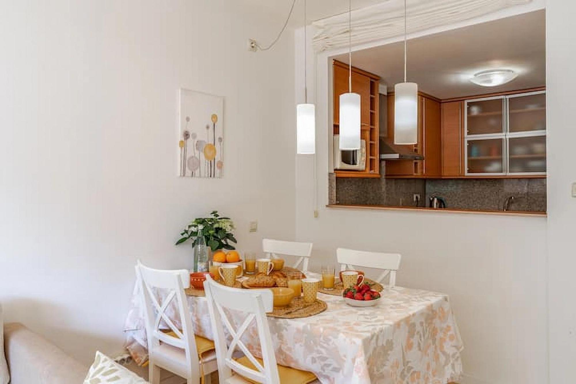 Pretty Garden Apartment Next To A Charming Beach Lloret de Mar Exterior foto